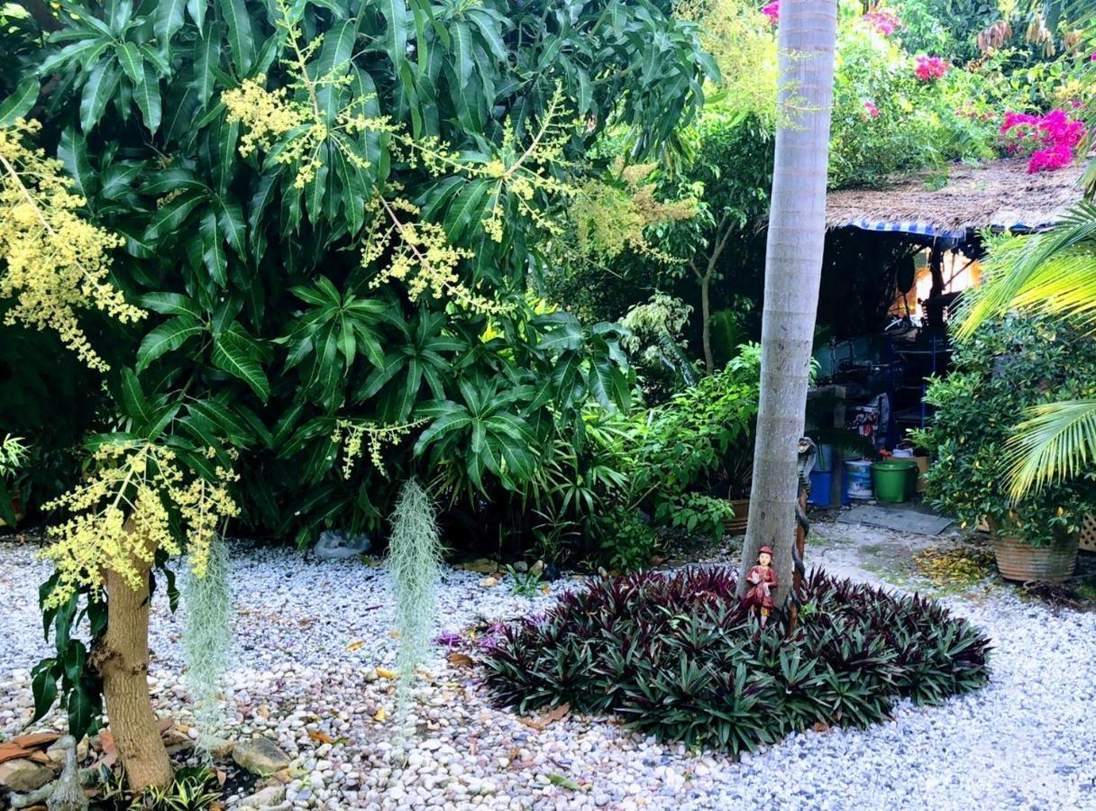 Daisy'S 2 Bedroom Family Home For Up To 5 Guests With Garden & Bbq Koh Samet Eksteriør bilde