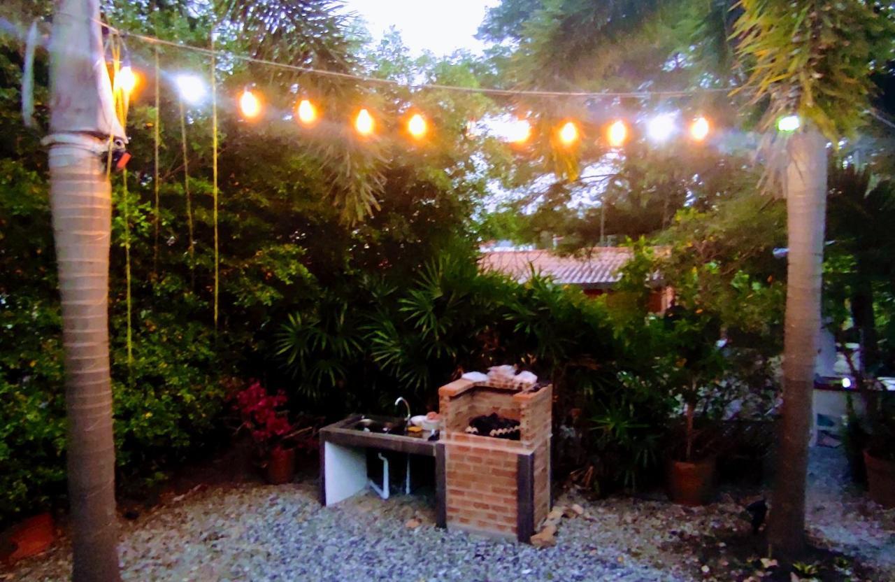 Daisy'S 2 Bedroom Family Home For Up To 5 Guests With Garden & Bbq Koh Samet Eksteriør bilde